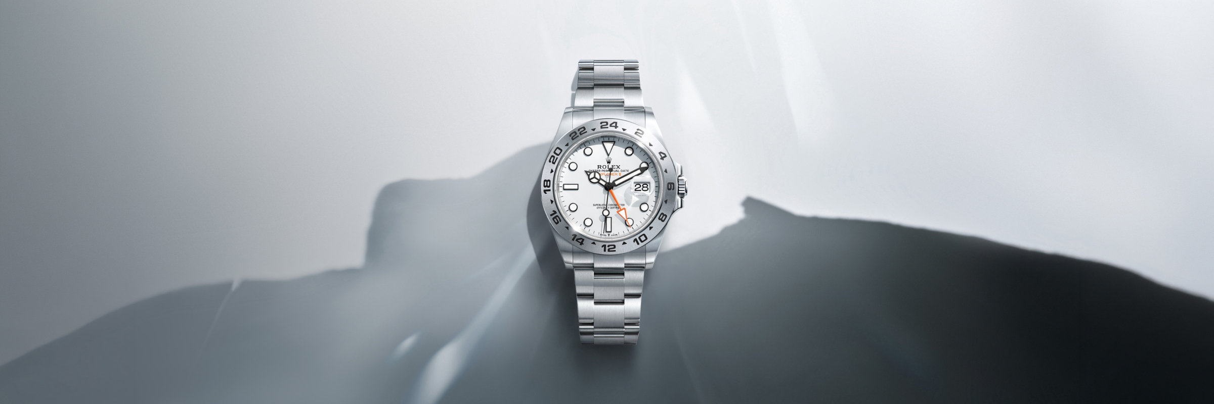 rolex-collection_banner-explorer-ii-cover-m226570-0001-landscape