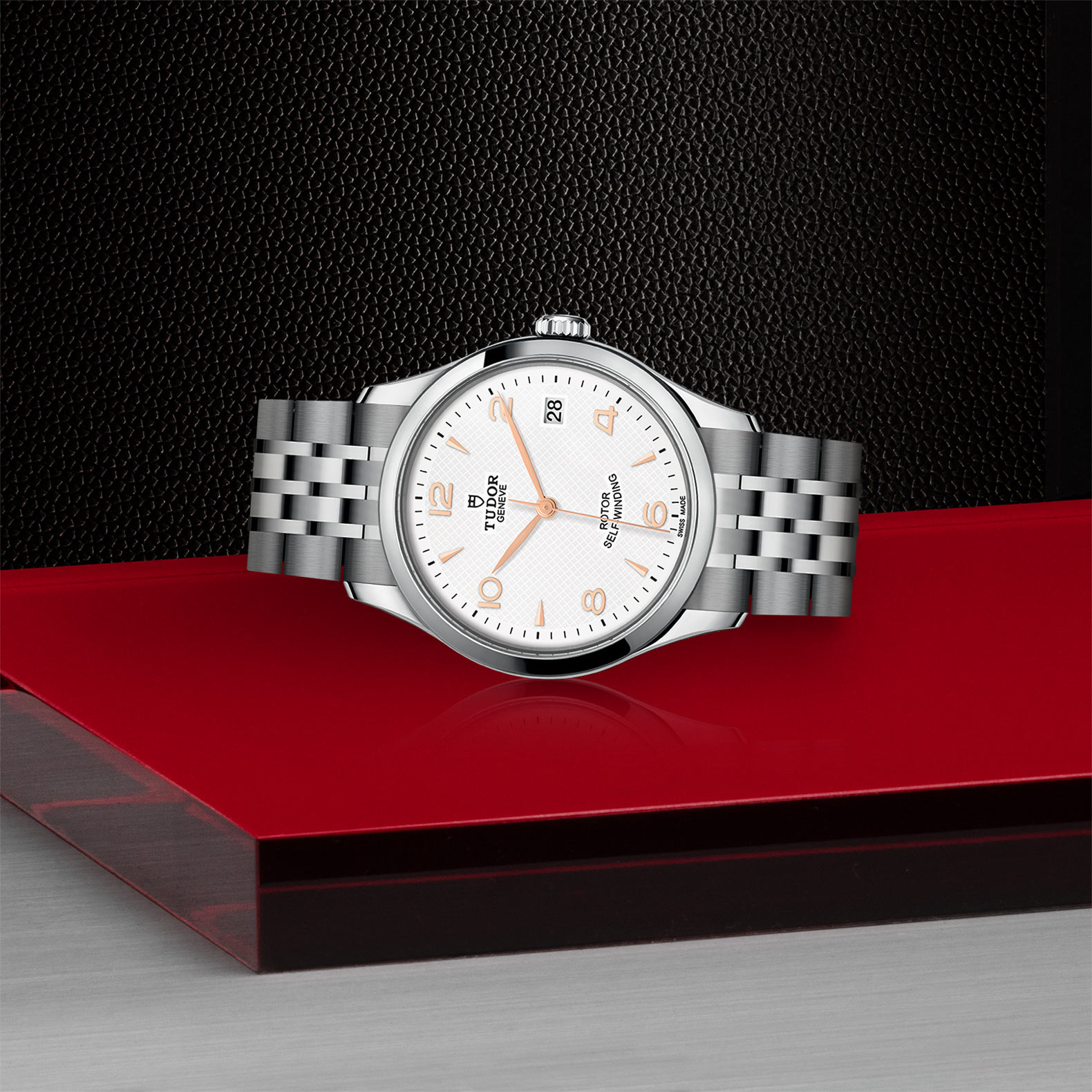 M91450-0011.jpg M91450-0011.jpg