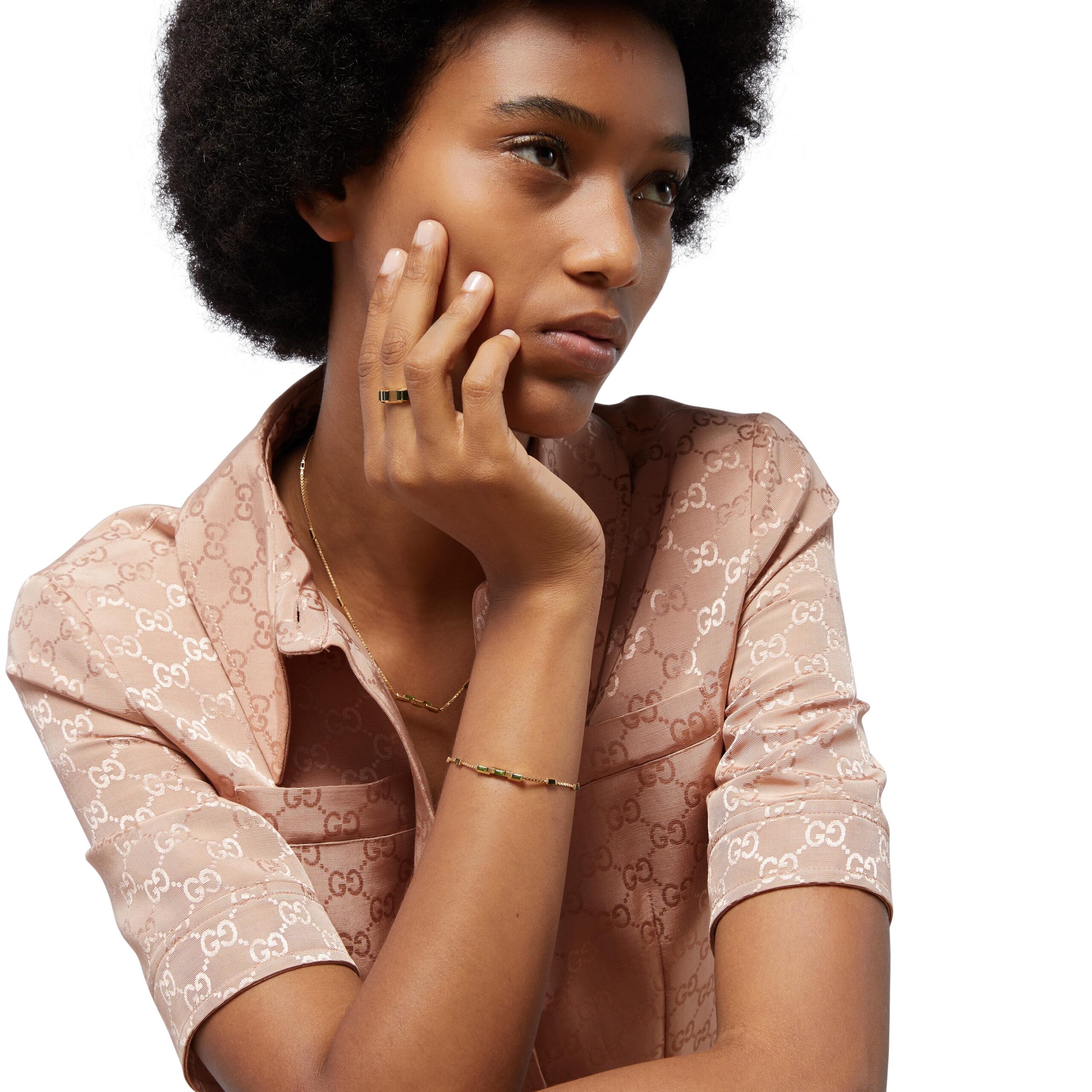 YBA702395002_004.jpg YBA702395002_004.jpg